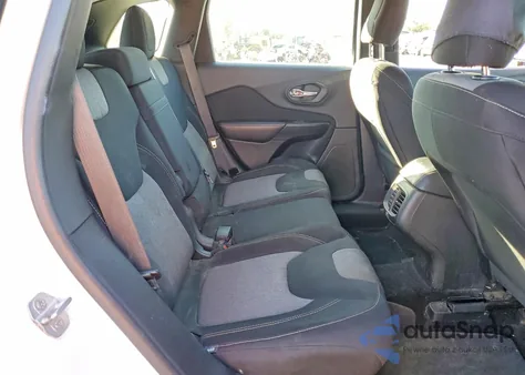 2015 Jeep Cherokee Sport z USA, uszkodzony, nr VIN 1C4PJLAB7FW506931